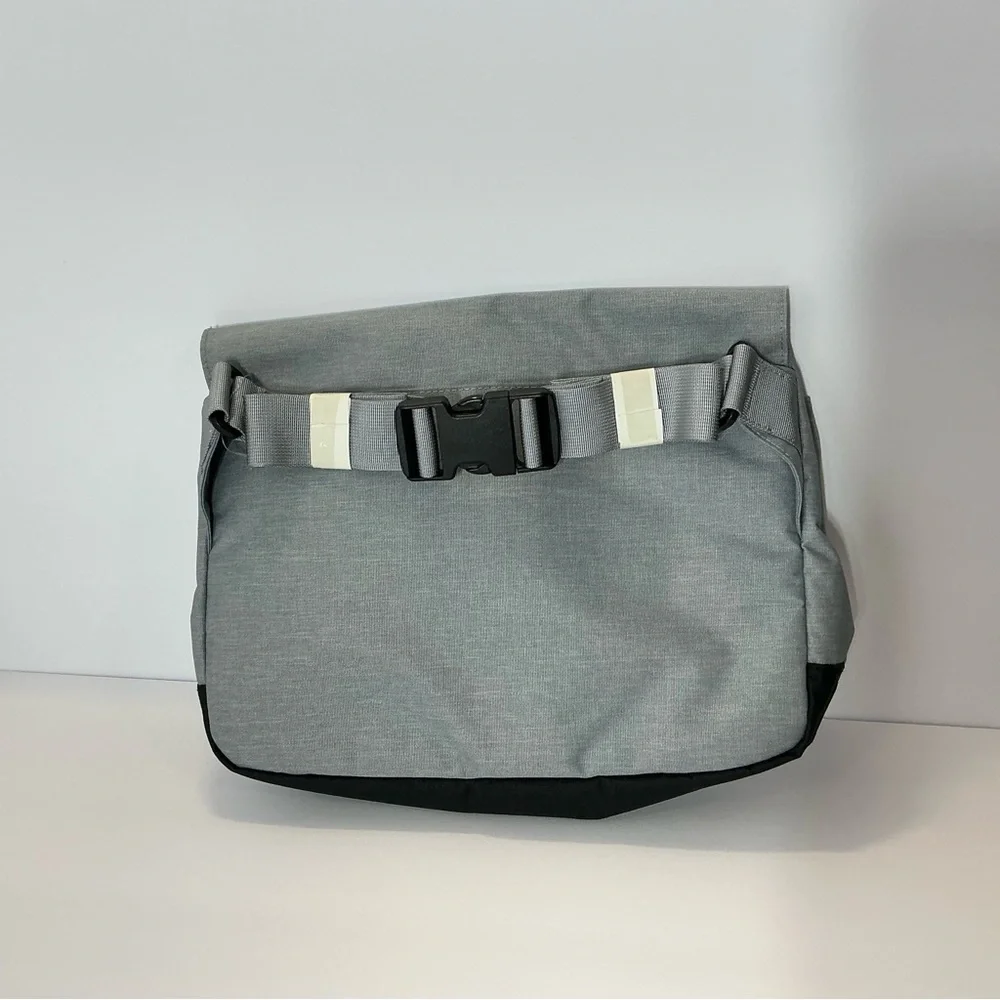 The North Face Berkeley Satchel NWOT Gray Messenger Crossbody Bag Strap NF0A3KWJ